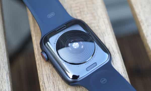 Apple is working on infrared blood glucose sensors, which might be released in the Series 8 iPhone