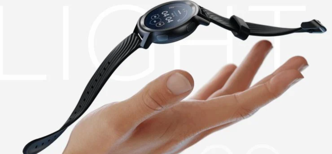 The Moto Watch 100 costs Rs. 7,372, but it doesn't come with Wear OS.