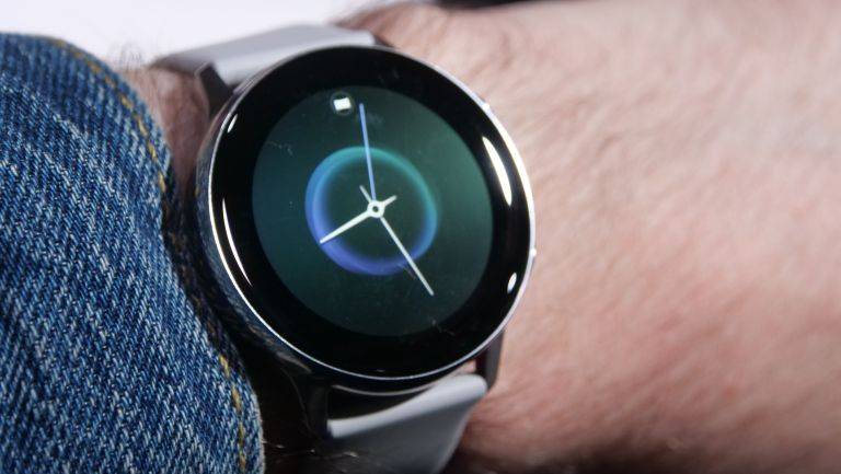 Samsung May Soon Launch A Hybrid