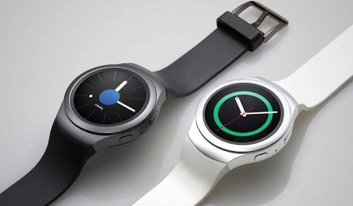 The Samsung Gear S2 gets an update With more battery life and better security features on the plate