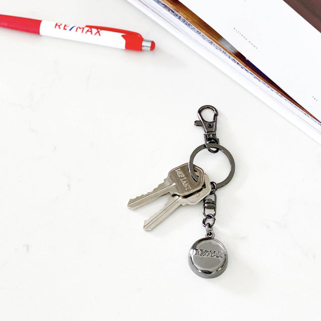 InvisaWear RE/MAX Keychain